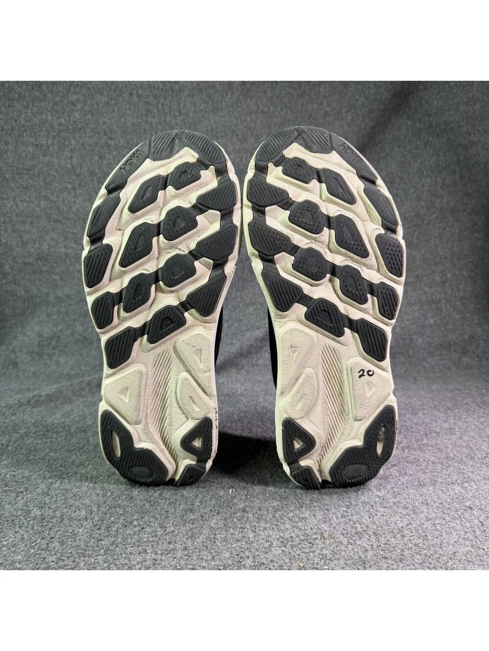Hoka One One Clifton 9 Black White Shoes Mens Size 12 Running Sneakers 1127895